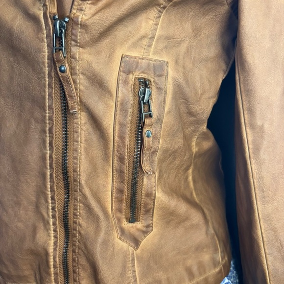 Max Studio Tan Leather Moto Jacket Fitted Silhouette - Picture 15 of 16